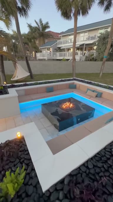 Ryan Hughes Design — Pool · Hardscape +1 video
